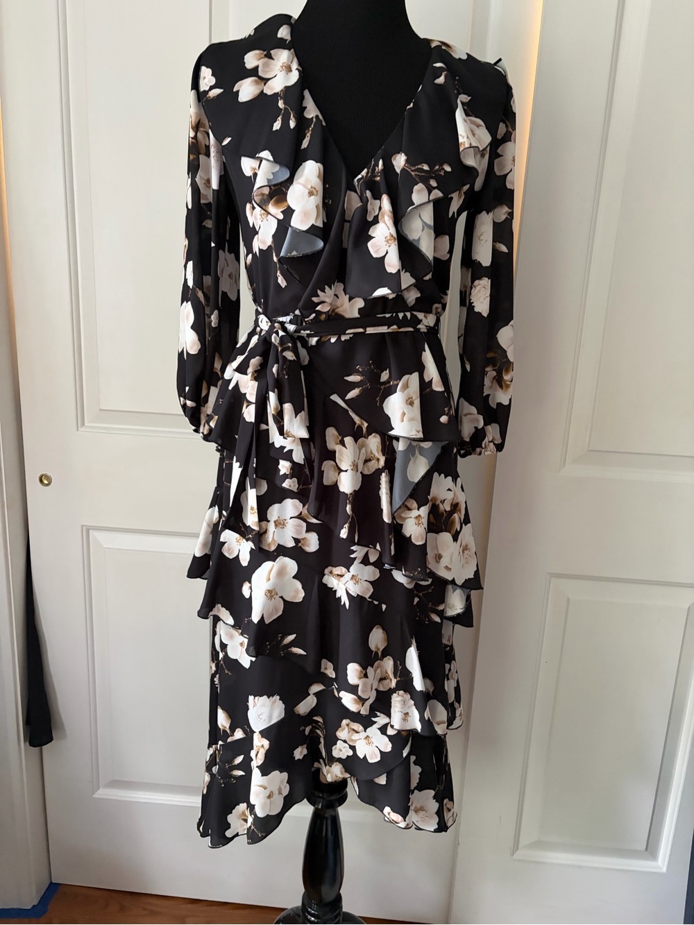 Alice + Olivia Black Floral Ruffle Dress